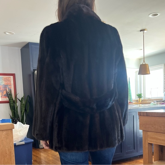 Vintage Chloe fur coat! Gorgeous and in excellent condition. - fits xs-medium - Picture 2 of 12